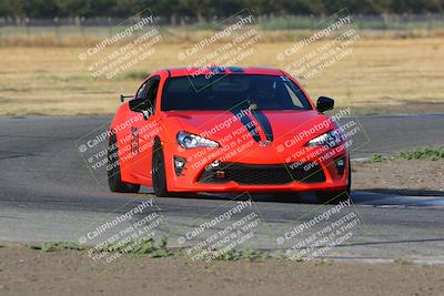 media/Sep-17-2023-Speed Ventures (Sun) [[7e780ba612]]/Green/Session 1 (Grapevine)/